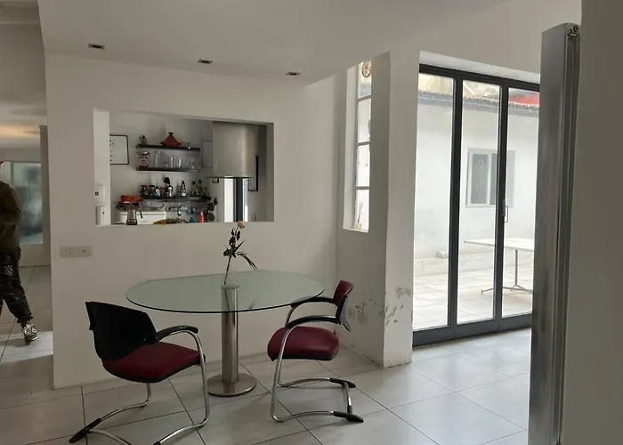Silvia\'S Artist Loft
